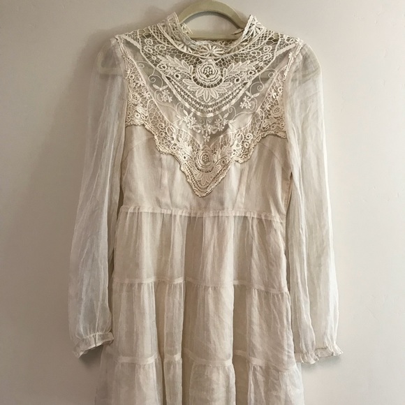 Cute Vintage Lace Dress